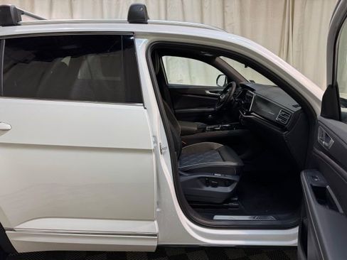 New 2026 Volkswagen Atlas Cross Sport SEL Premium R-Line image 35