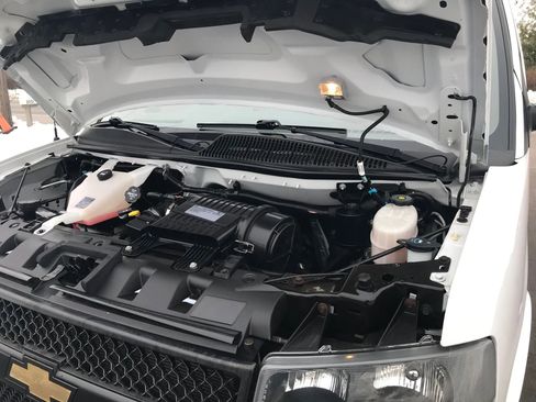 Used 2020 Chevrolet Express 2500 LS image 39