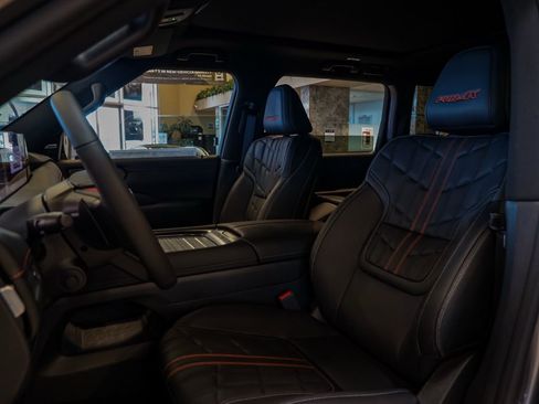 New 2026 Nissan Armada PRO-4X image 17