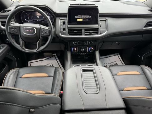 Used 2024 GMC Yukon AT4 w/ Technology Package image 9