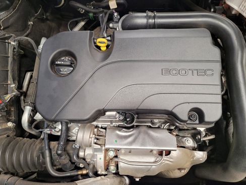 Used 2023 Chevrolet Malibu LS FWD image 30
