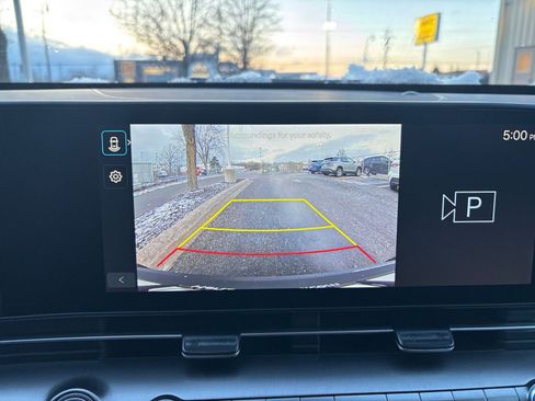 Used 2025 Hyundai Kona SEL image 17