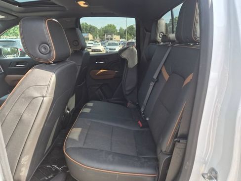 Used 2023 GMC Canyon AT4 w/ LPO, Off Road Lift Package AWD/4WD image 15