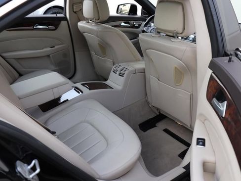 Used 2017 Mercedes-Benz CLS 550 4MATIC image 27