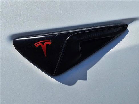 Used 2023 Tesla Model 3 Long Range AWD/4WD image 28