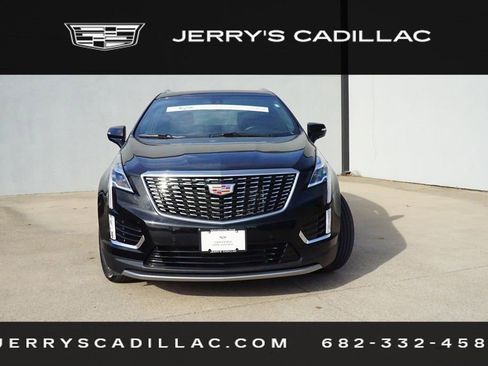 Certified 2025 Cadillac XT5 Premium Luxury image 5
