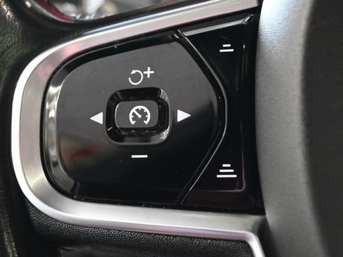 Used 2016 Volvo XC90 T6 Inscription image 16