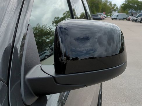 New 2025 Dodge Durango R/T w/ Blacktop Package image 12