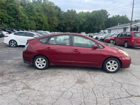 Used 2004 Toyota Prius w/ Pkg 9 FWD image 4