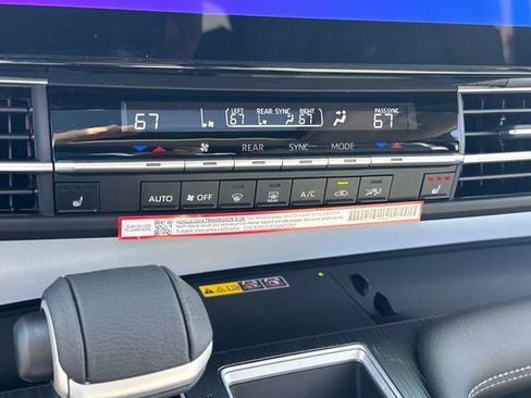 New 2026 Toyota Sienna XLE image 22