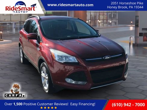 Used 2016 Ford Escape SE w/ Equipment Group 201A image 1
