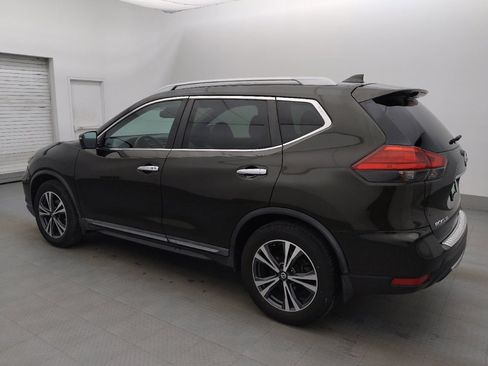 Used 2017 Nissan Rogue SL w/ SL Premium Package image 3