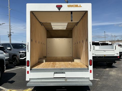 New 2026 Chevrolet Express 3500 w/ Power Convenience Package RWD image 22