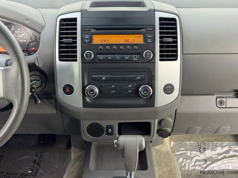 Used 2015 Nissan Frontier S image 20
