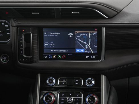 Used 2021 GMC Yukon XL Denali AWD/4WD image 16