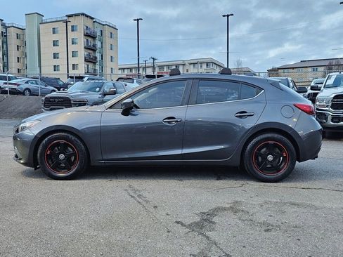 Used 2016 MAZDA MAZDA3 i Touring w/ Popular Equipment Package image 4