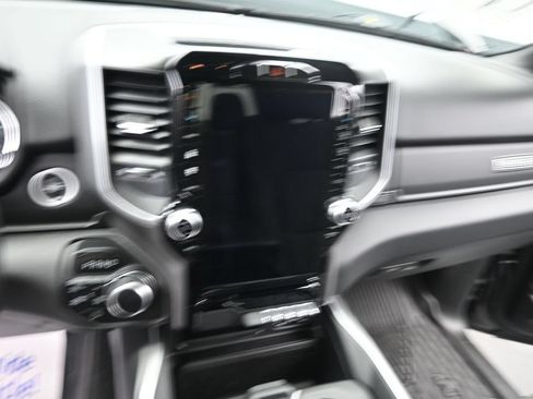 Used 2023 RAM 1500 Big Horn AWD/4WD image 23