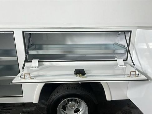 New 2025 Chevrolet Express 3500 w/ Power Convenience Package image 13