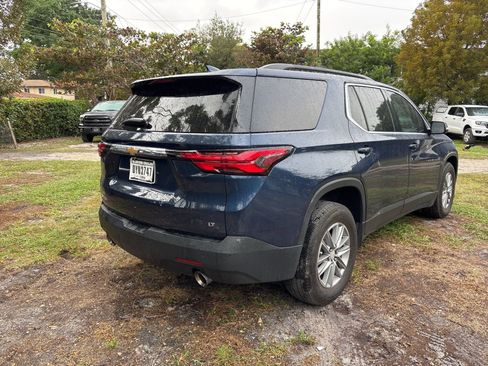 Used 2022 Chevrolet Traverse LT image 5