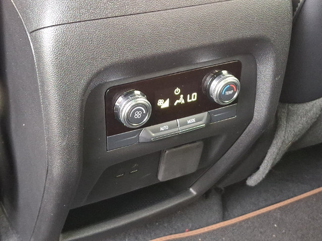 Used 2025 GMC Acadia AT4 w/ Super Cruise Package AWD/4WD image 19