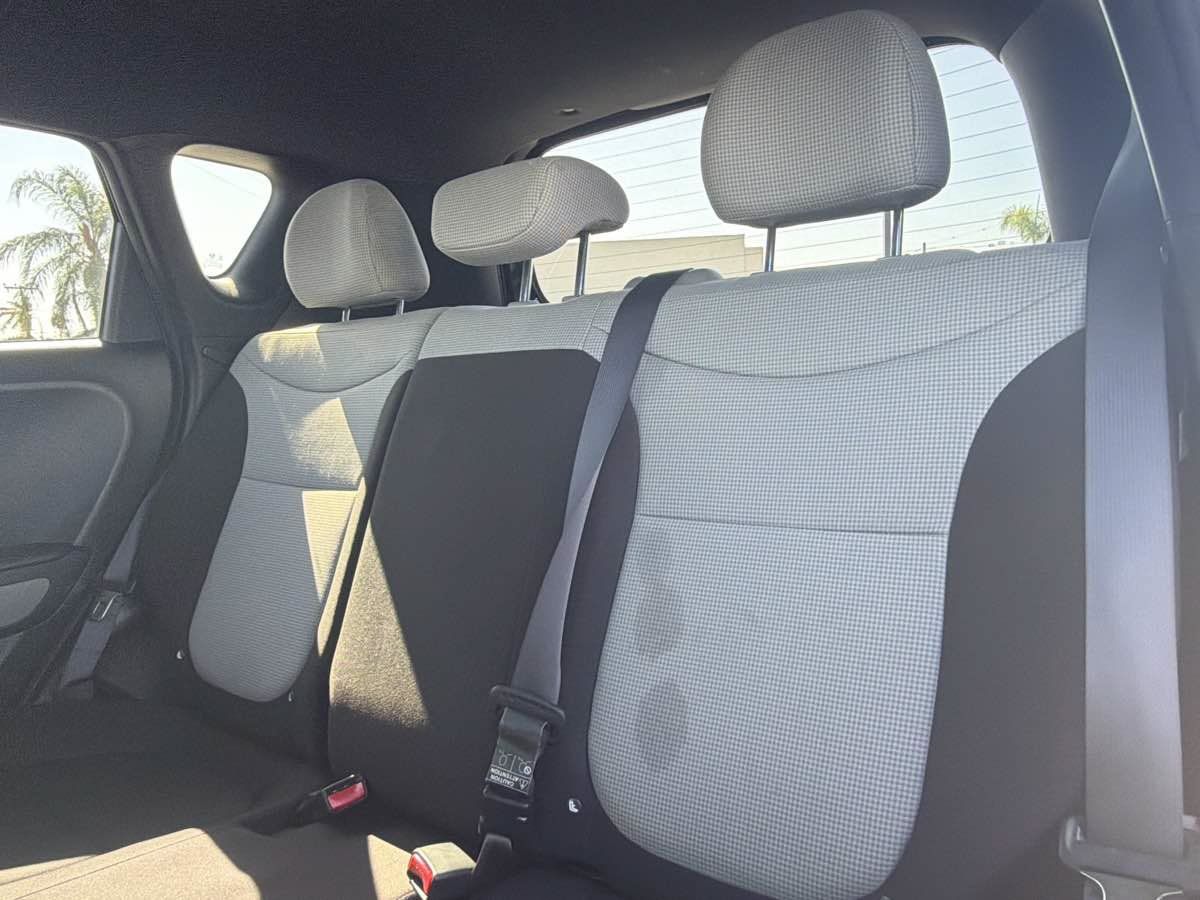 Used 2016 Kia Soul FWD image 13