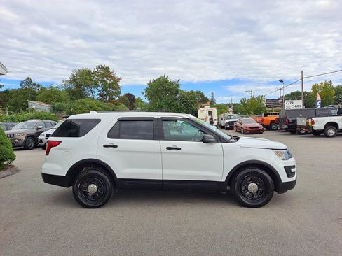 Used 2017 Ford Explorer 4WD Police Interceptor image 4