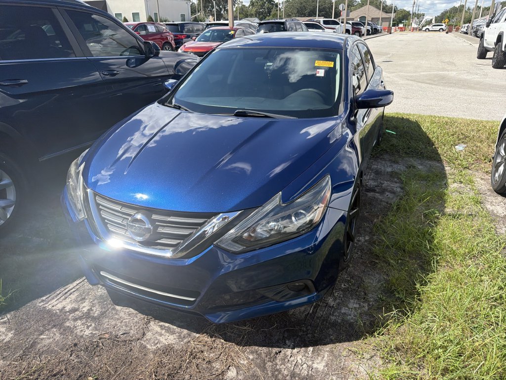 Used 2017 Nissan Altima 2.5 SR FWD image 8
