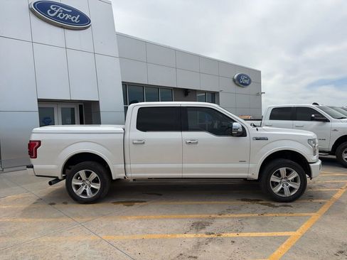 Used 2017 Ford F150 Platinum w/ Equipment Group 701A Luxury AWD/4WD image 9