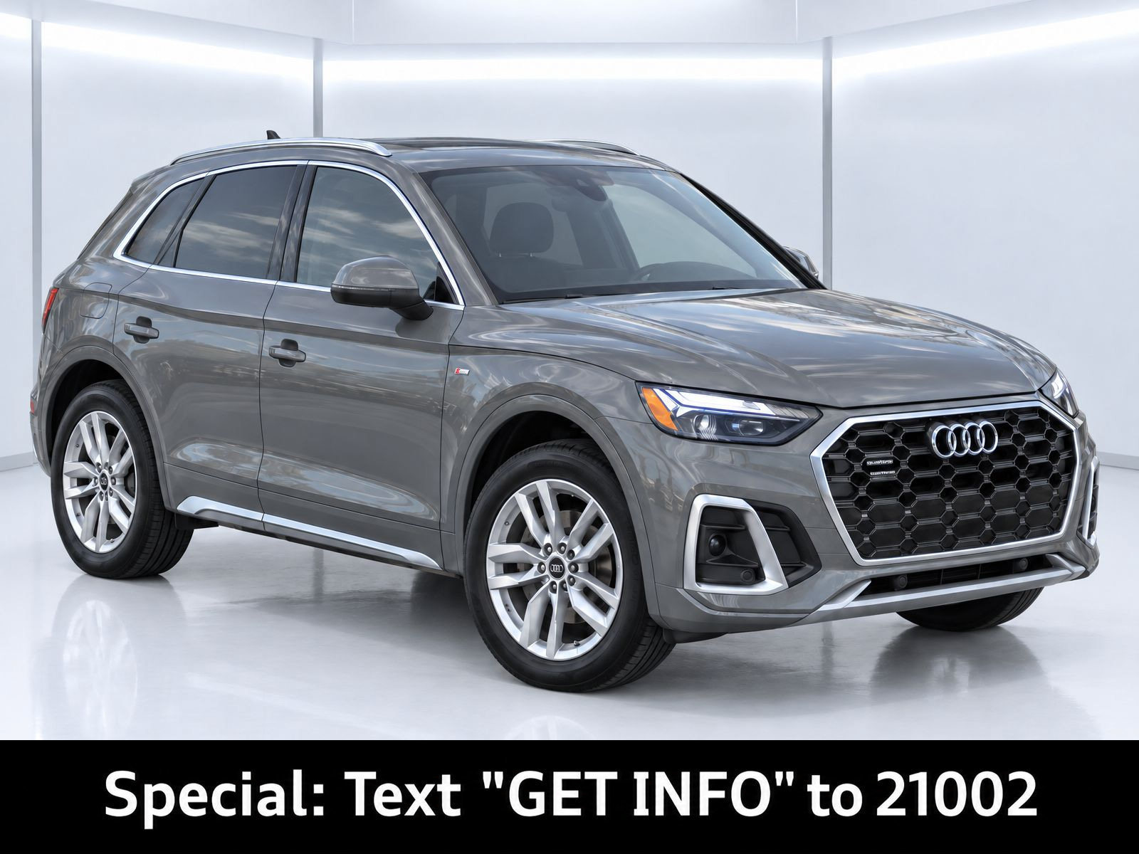 Certified 2023 Audi Q5 2.0T Premium w/ Convenience Package AWD/4WD image 2