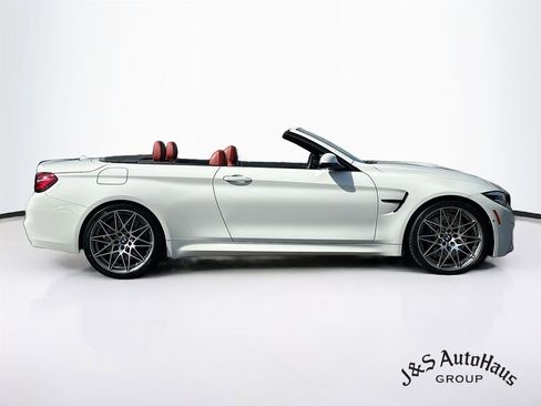 Used 2020 BMW M4 Convertible w/ Competition Package RWD image 8