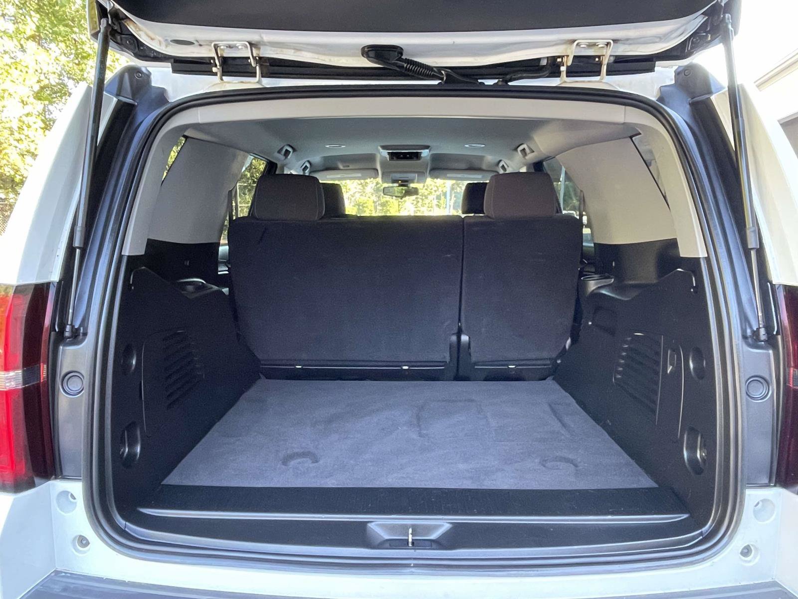 Used 2020 Chevrolet Tahoe LS w/ Max Trailering Package AWD/4WD image 9