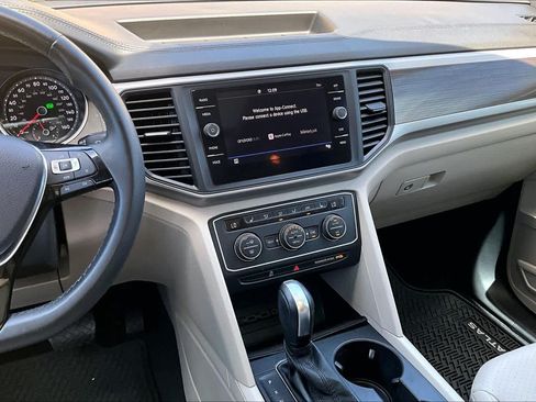 Used 2020 Volkswagen Atlas SE FWD image 9