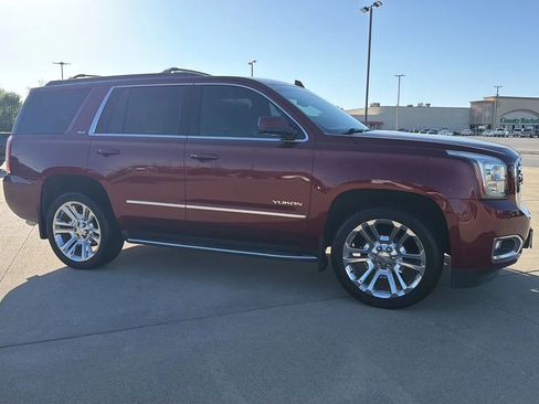Used 2018 GMC Yukon SLT w/ Premium Edition image 28