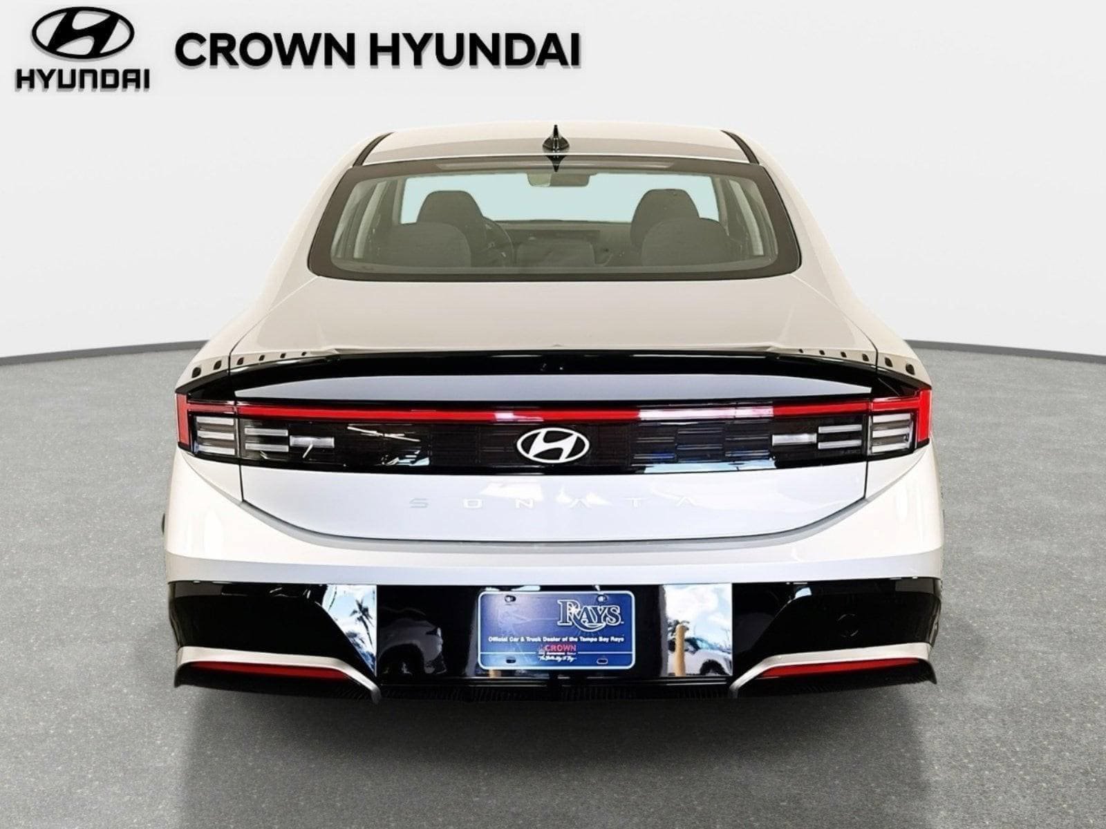 New 2026 Hyundai Sonata SEL FWD image 6