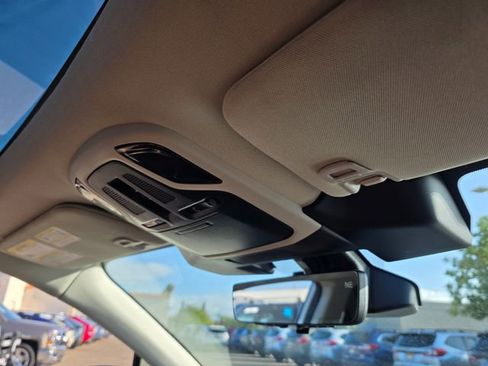 Used 2024 Subaru Outback Touring XT image 12