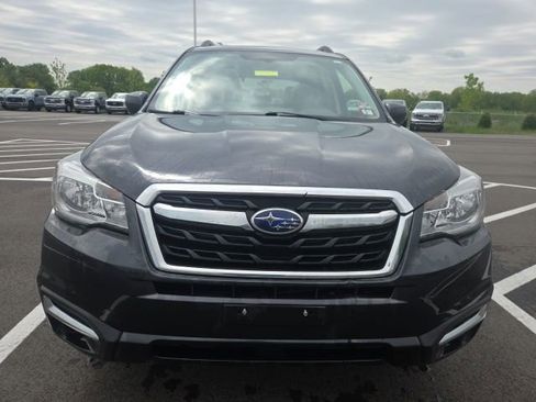 Used 2017 Subaru Forester 2.5i Premium w/ All-Weather Package AWD/4WD image 3