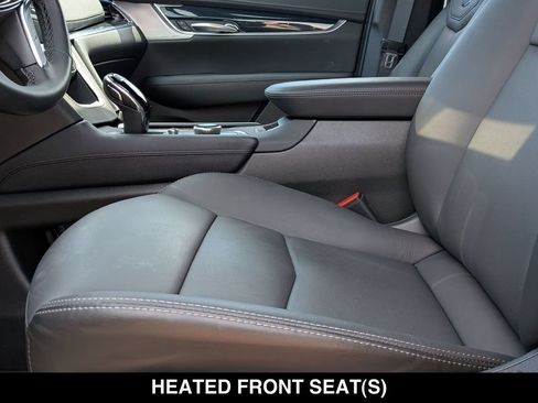 Used 2025 Cadillac XT5 Premium Luxury w/ LPO, Floor Liner Package AWD/4WD image 18