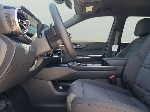 New 2027 Chevrolet Equinox LT FWD image 21