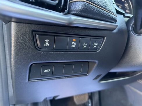 Used 2025 MAZDA CX-90 3.3 Turbo w/ Preferred Package image 17