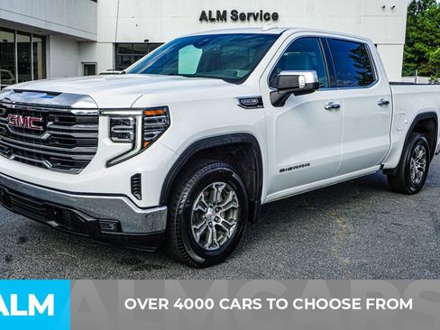 Used 2025 GMC Sierra 1500 SLT RWD image 2