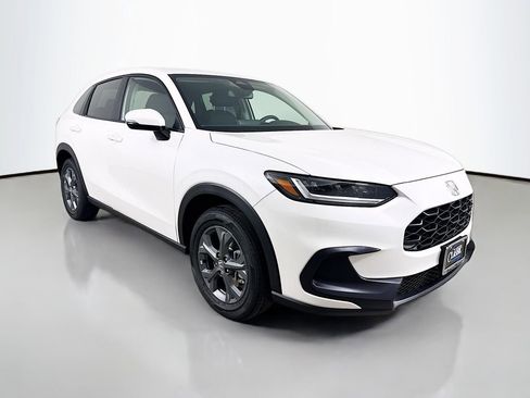 New 2026 Honda HR-V LX image 1