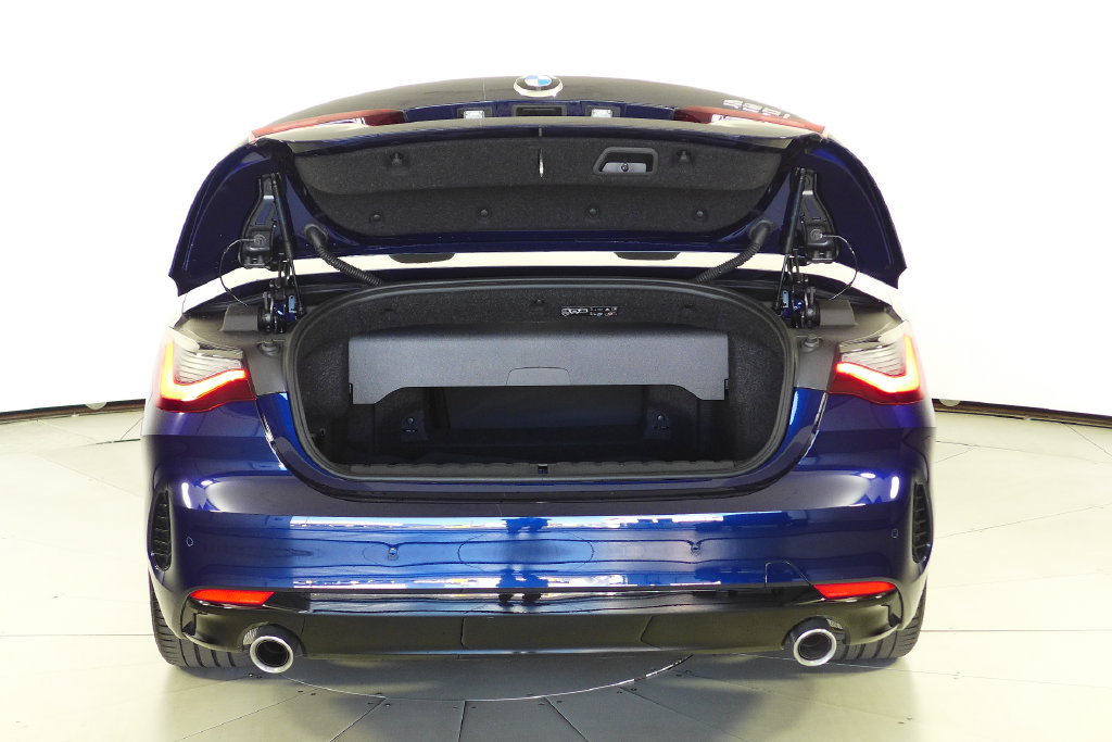 Certified 2025 BMW 430i Convertible w/ Convenience Package RWD image 10