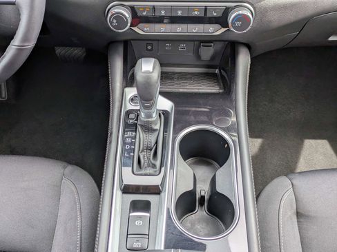 Used 2023 Nissan Altima 2.5 SV w/ SV Premium Package FWD image 19
