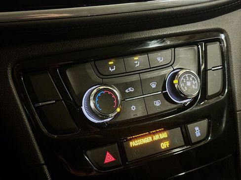 Used 2019 Buick Encore Preferred image 18