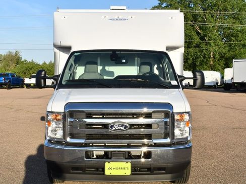 New 2027 Ford E-350 and Econoline 350 Super Duty w/ Power Equipment Group RWD image 3