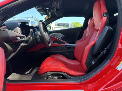 Used 2022 Chevrolet Corvette Stingray Preferred Cpe w/ Z51 Performance Package image 16