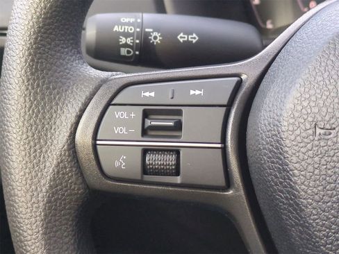 New 2025 Honda Accord SE image 32