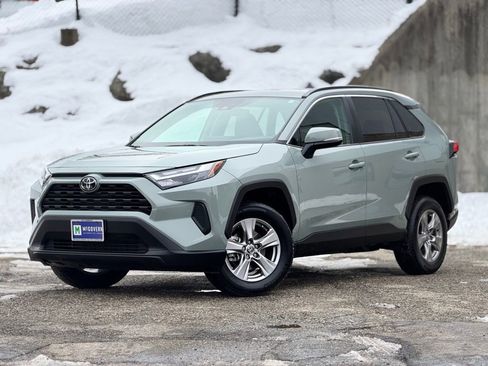 Used 2023 Toyota RAV4 XLE w/ Convenience Package AWD/4WD image 1