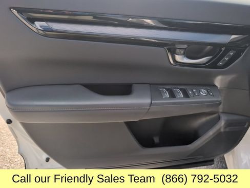 Used 2025 Honda CR-V EX-L image 11