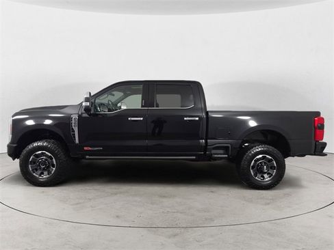 Certified 2024 Ford F350 Platinum w/ Tremor Off-Road Package image 2